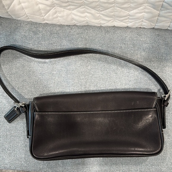 Coach Hampton Black Leather Shoulder Bag with dust bag - Picture 5 of 6